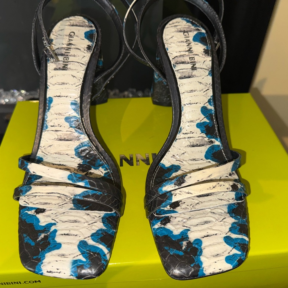 Gianni Bini Black and Blue Women's Sandals